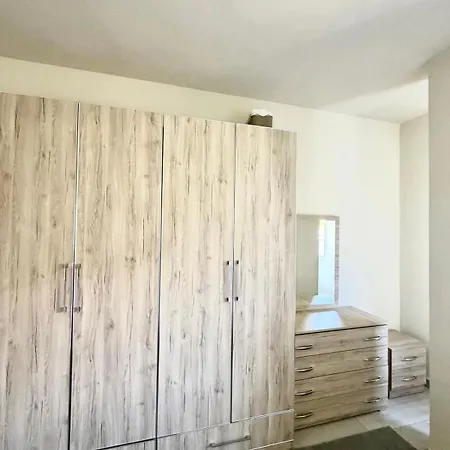 Megi Appartement *